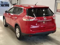 Nissan X-TRAIL лот № 3069 оценка 4  с аукциона в Японии 4