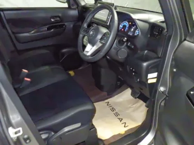 Nissan ROOX  с аукциона в Японии