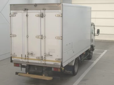 Isuzu ELF  с аукциона в Японии