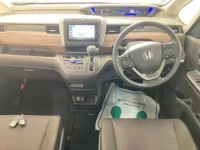 Honda FREED лот № 3072 оценка 3.5  с аукциона в Японии 2