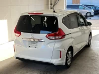 Honda FREED лот № 3072 оценка 3.5  с аукциона в Японии 1