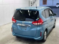 Honda FREED лот № 3073 оценка 3.5  с аукциона в Японии 1