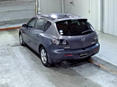 Mazda AXELA  с аукциона в Японии