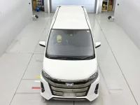Toyota NOAH лот № 30099 оценка 4  с аукциона в Японии 6