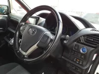 Toyota NOAH лот № 30099 оценка 4  с аукциона в Японии 8