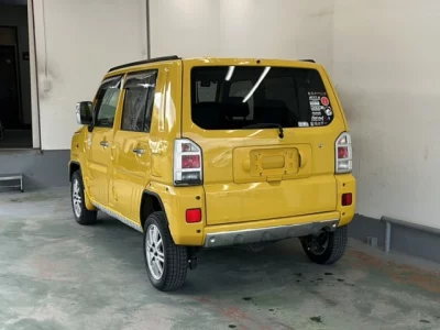 Daihatsu NAKED