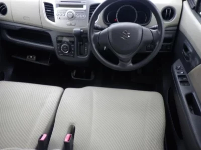 Suzuki WAGON R  с аукциона в Японии