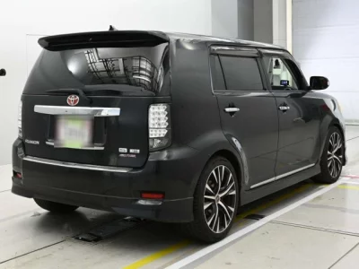 Toyota COROLLA RUMION