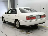 Toyota CROWN лот № 90154 оценка 3.5  с аукциона в Японии 5