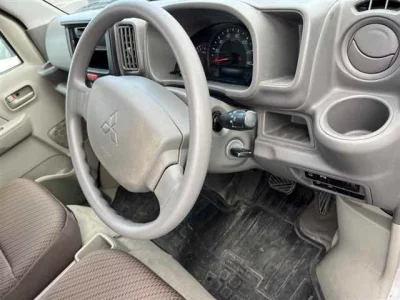 Mitsubishi MINICAB VAN