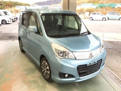 Mitsubishi DELICA D2