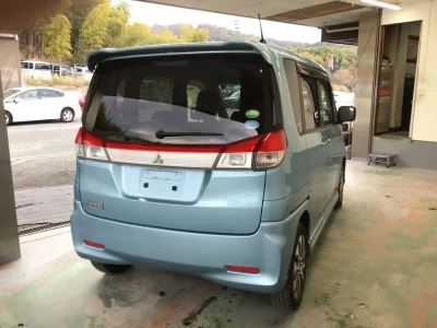 Mitsubishi DELICA D2