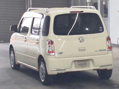Daihatsu MIRA