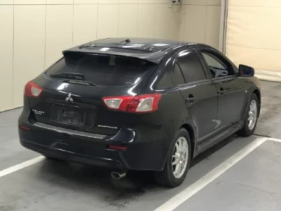 Mitsubishi GALANT FORTIS