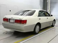 Toyota CROWN лот № 90169 оценка 3.5  с аукциона в Японии 1