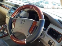 Toyota CROWN лот № 90169 оценка 3.5  с аукциона в Японии 8