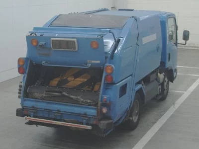 Isuzu ELF  с аукциона в Японии