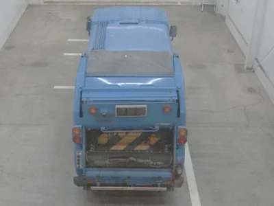 Isuzu ELF  с аукциона в Японии