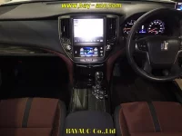 Toyota CROWN лот № 60245 оценка 4.5  с аукциона в Японии 5