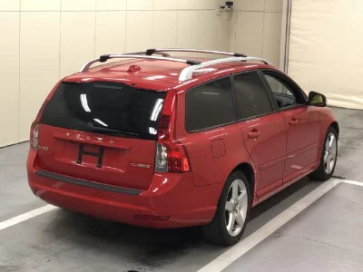 Volvo V50