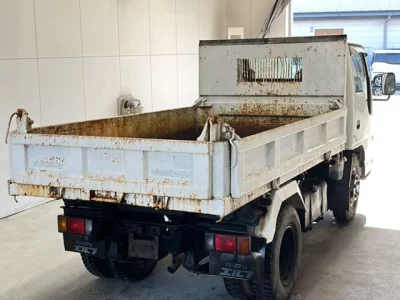 Isuzu ELF  с аукциона в Японии