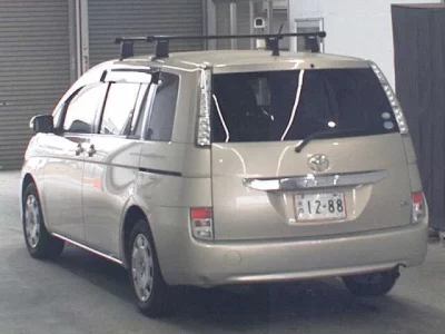Toyota ISIS