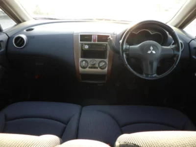 Mitsubishi COLT PLUS