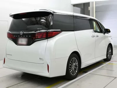 Toyota ALPHARD  с аукциона в Японии