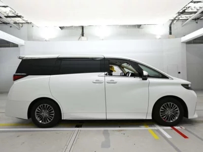 Toyota ALPHARD  с аукциона в Японии