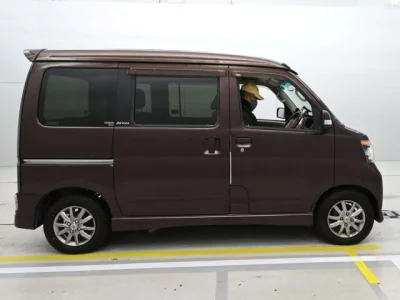Daihatsu Atrai Wagon