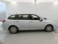 Toyota COROLLA FIELDER лот № 30164 оценка 3  с аукциона в Японии 2