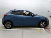 Mazda MAZDA2 лот № 30168 оценка 4.5  с аукциона в Японии 2