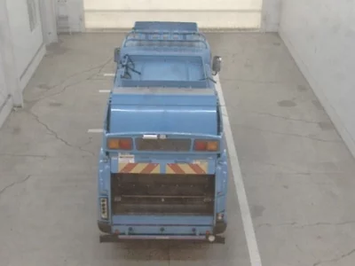 Isuzu ELF  с аукциона в Японии