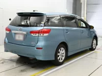 Toyota WISH лот № 90243 оценка 3.5  с аукциона в Японии 1