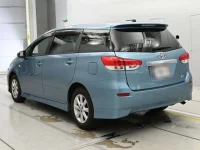 Toyota WISH лот № 90243 оценка 3.5  с аукциона в Японии 5