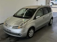 Nissan NOTE лот № 60086 оценка 3  с аукциона в Японии 3