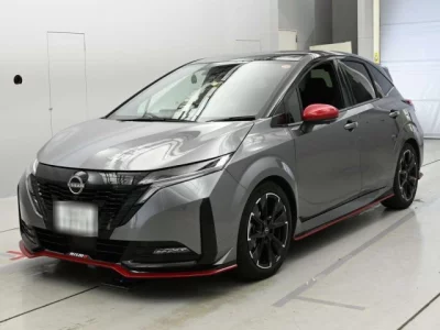 Nissan AURA