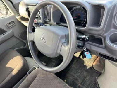 Mitsubishi MINICAB VAN