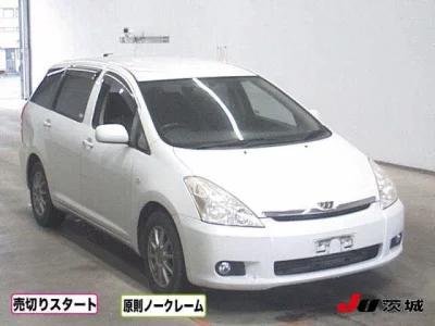 Toyota WISH  с аукциона в Японии