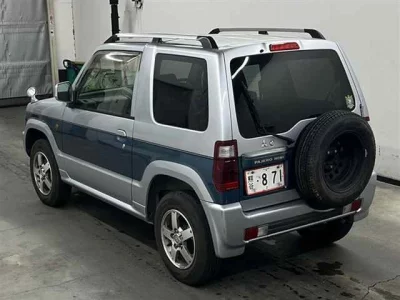 Mitsubishi PAJERO MINI