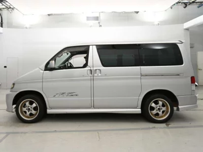 Mazda BONGO FRIENDEE