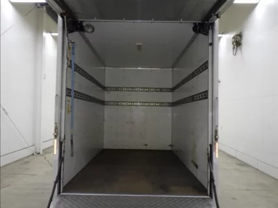 Isuzu ELF  с аукциона в Японии