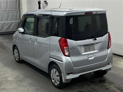 Mitsubishi EK SPACE