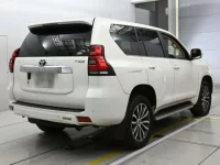 Toyota LAND CRUISER PRADO лот № 30187 оценка 3.5  с аукциона в Японии 1