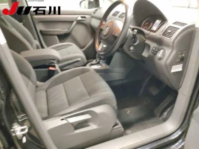 Volkswagen GOLF TOURAN