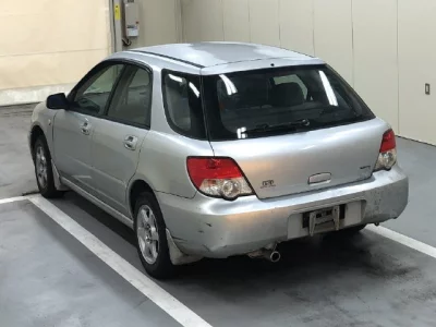 Subaru IMPREZA  с аукциона в Японии