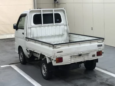 Daihatsu HIJET TRUCK  с аукциона в Японии