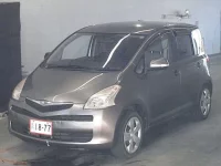 Toyota RACTIS лот № 4631 оценка 3  с аукциона в Японии 3