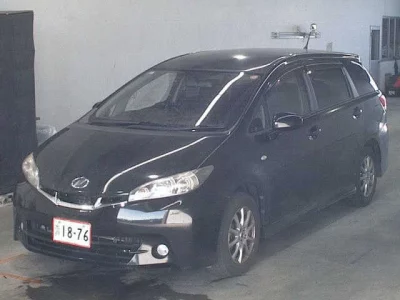 Toyota WISH  с аукциона в Японии