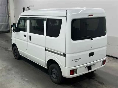 Mitsubishi MINICAB VAN